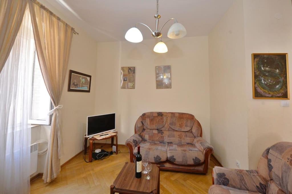 Apartment Cathedral Kotor Exterior photo